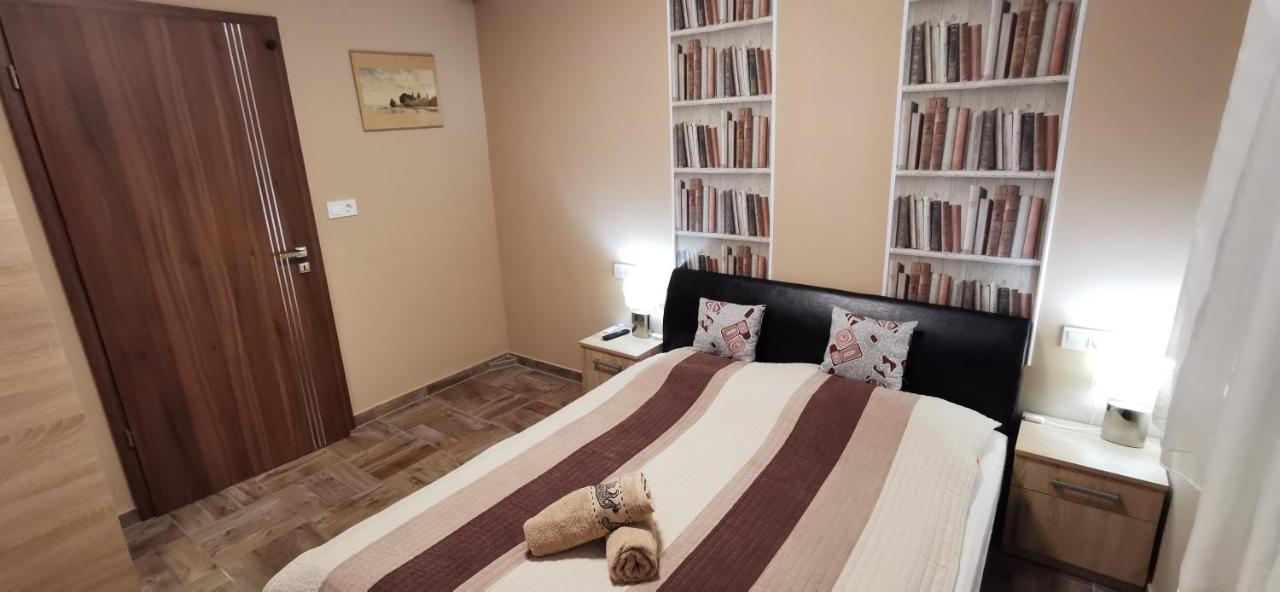 Balaton&Center Wellness Apartman Siofok Exterior photo