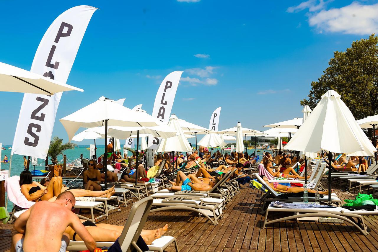 Balaton&Center Wellness Apartman Siofok Exterior photo