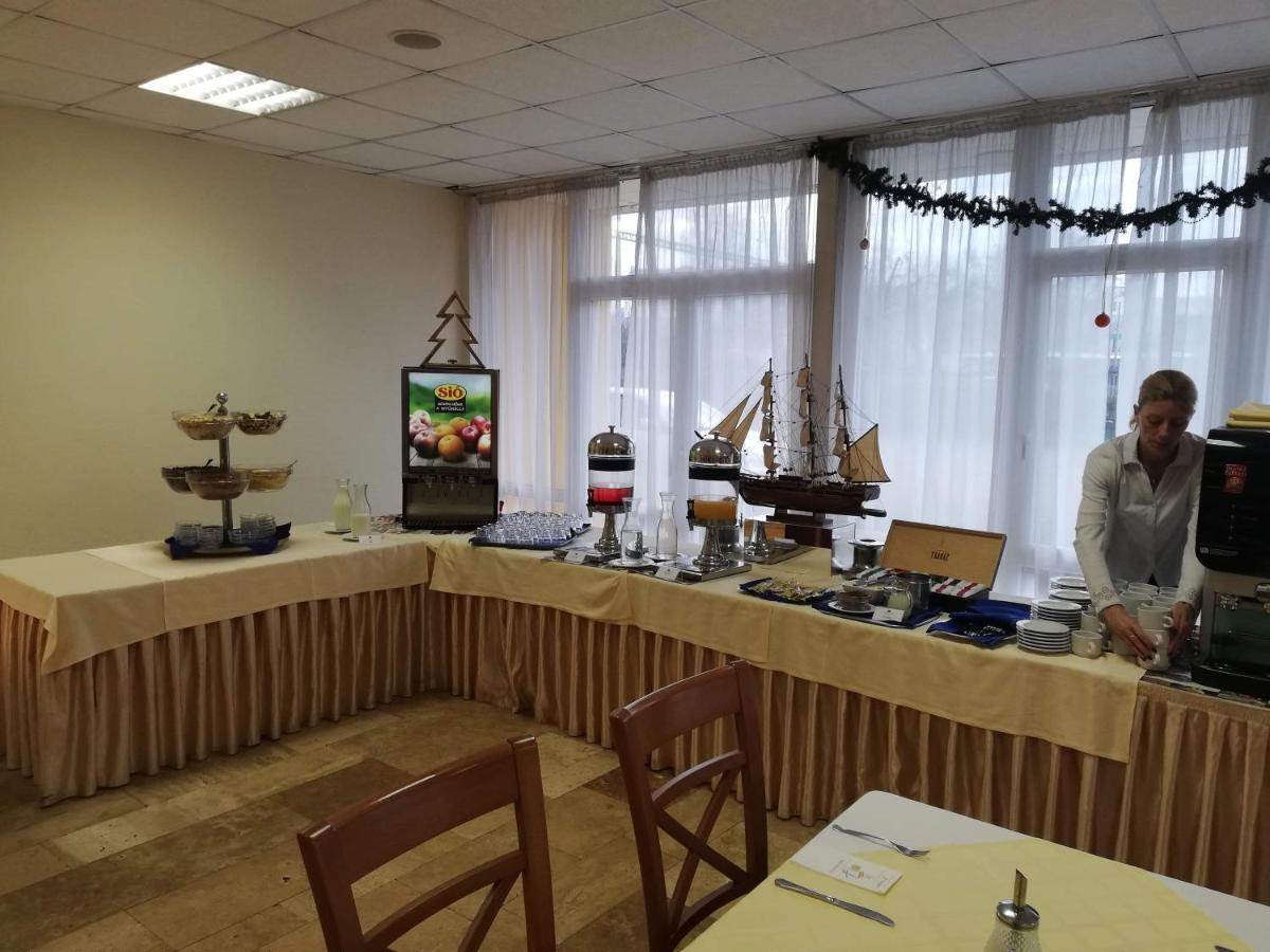 Balaton&Center Wellness Apartman Siofok Exterior photo
